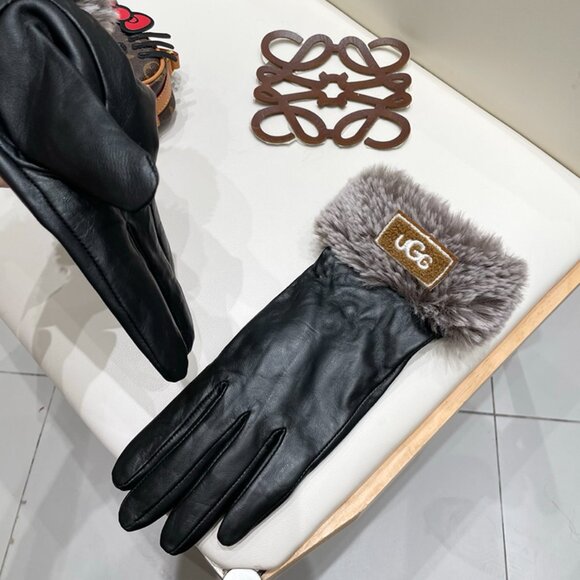 UGG Genuine Sherling Trim Leather Gloves - Picture 4 of 8